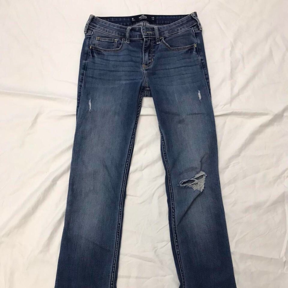 Hollister low rise boot jeans size 1R W25 L32